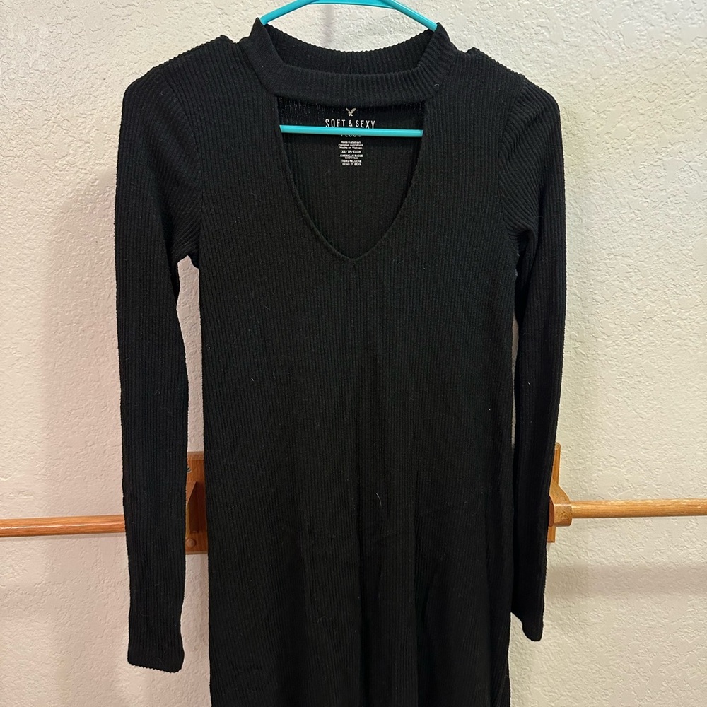 Black American Eagle Long Sleeve Knit Dress